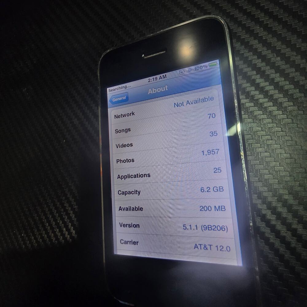 Iphone 3gs A1303 AT&T 8Gb vintage - Picture 2 of 6
